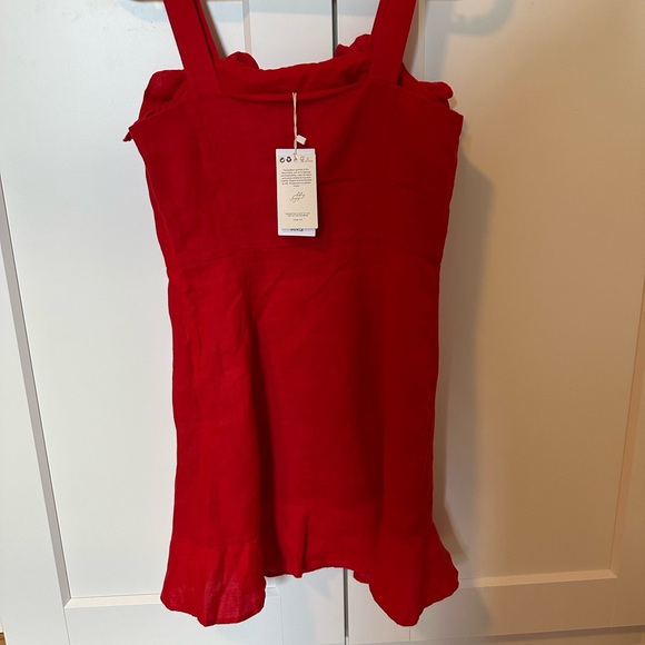 Red Ruffled Linen Dress - Picture 2 of 3